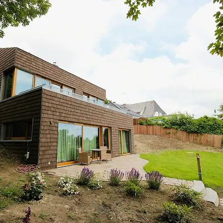 Two Design In Riverside Architect House Semesterbostad Suderstapel
