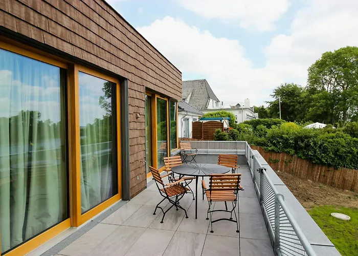 Vakantiehuis Two Design Apartments In Riverside Architect House Suderstapel
